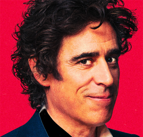 Stephen Mangan